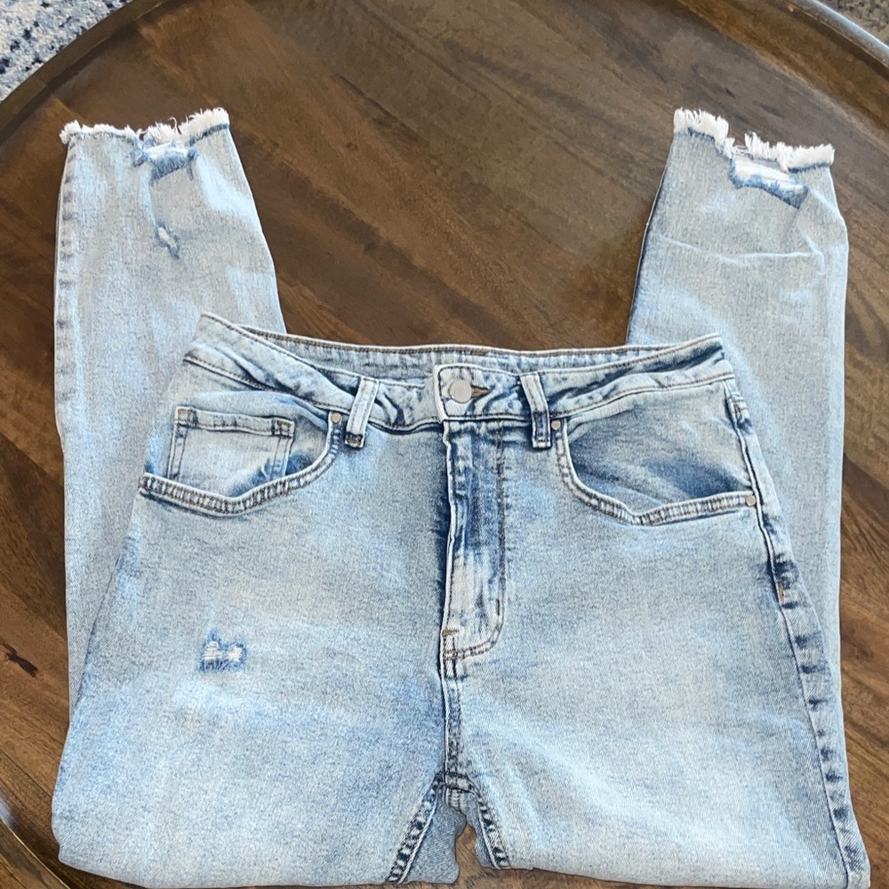 Distressed High Rise Distressed Jeans, Size 11 - Picture 3 of 6